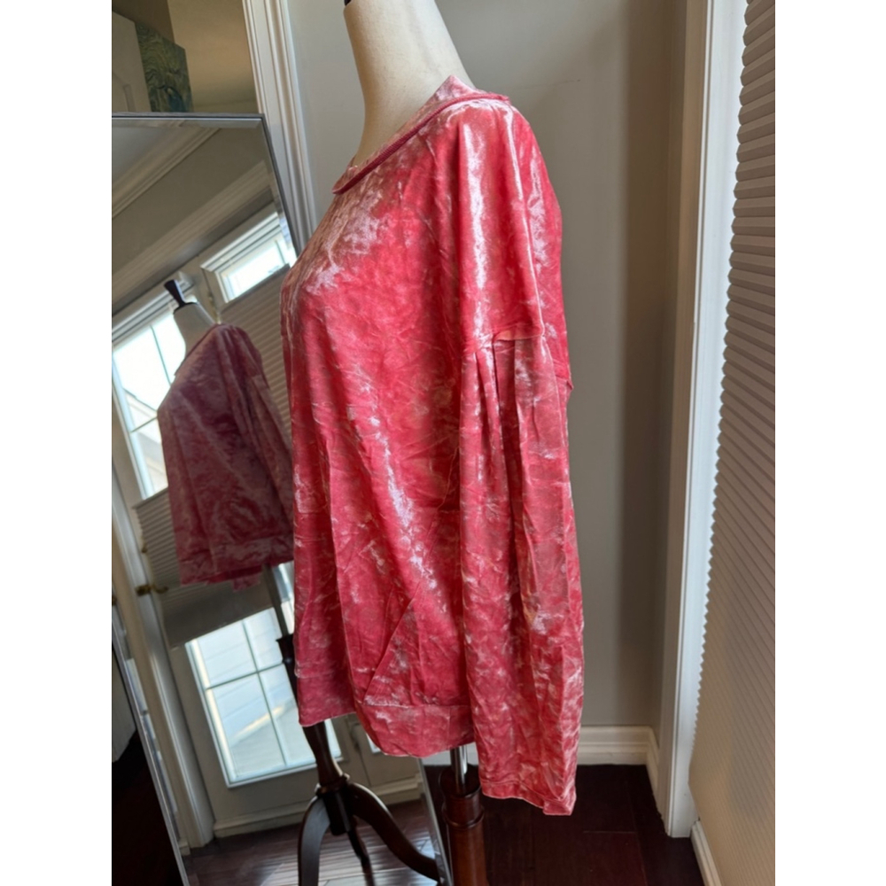 Maronie | Long Dolman Sleeved in Pink Salmon Velvet | L - Picture 4 of 8